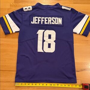 Nike Kids Medium Minnesota Vikings Justin Jefferson Home Jersey